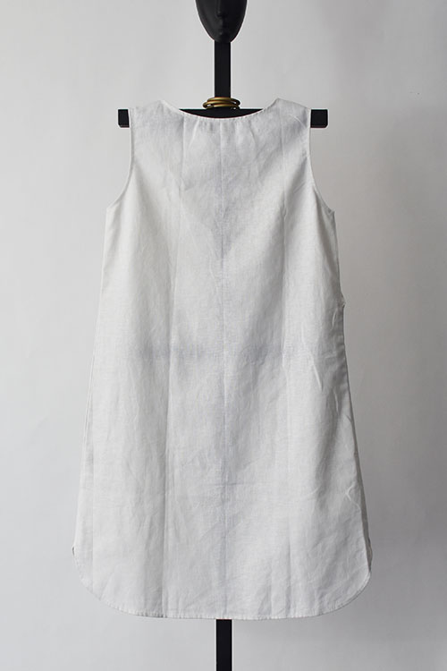 Váy linen thêu chiết eo 2021 Navy  Công ty CP Tòhe