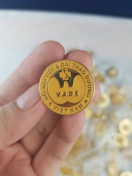 Pin - cai - ao - tron