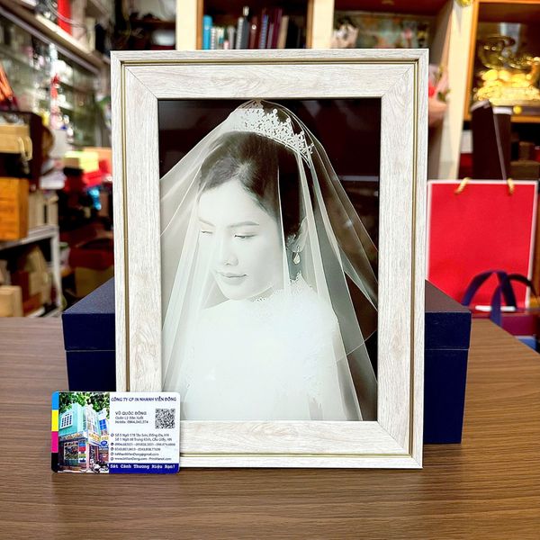 Đặt mua khung tranh giá rẻ, cao cấp tại hà nội