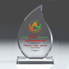 Xưởng bán kỷ niệm chương pha lê tặng thầy cô 20/11