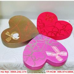 Hộp trái tim đựng socola valentine