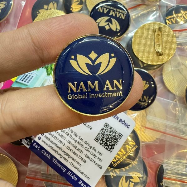 Ghim cài áo hình tròn nhựa