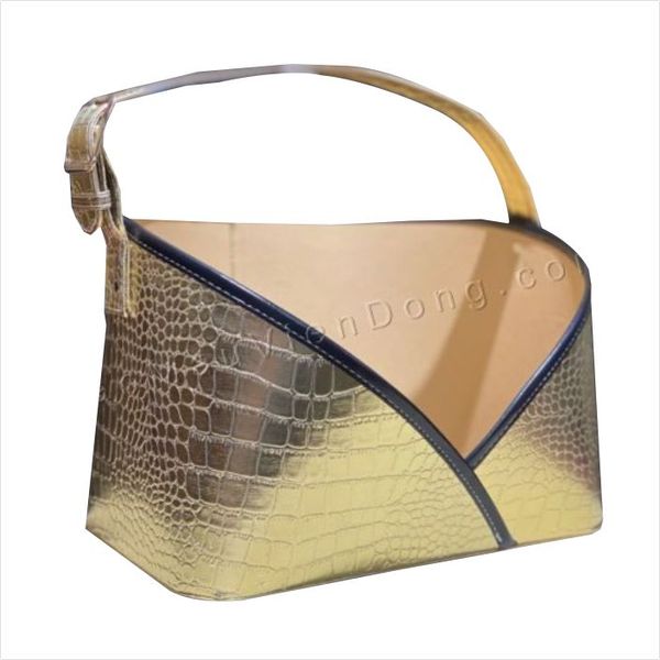 Bán giỏ quà Tết có sẵn