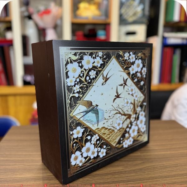 mau hop - banh trung - co san