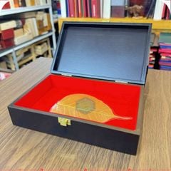 Hộp đựng lá bồ đề may mắn sang trọng có sẵn