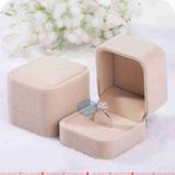 HOP - DUNG - TRANG SUC