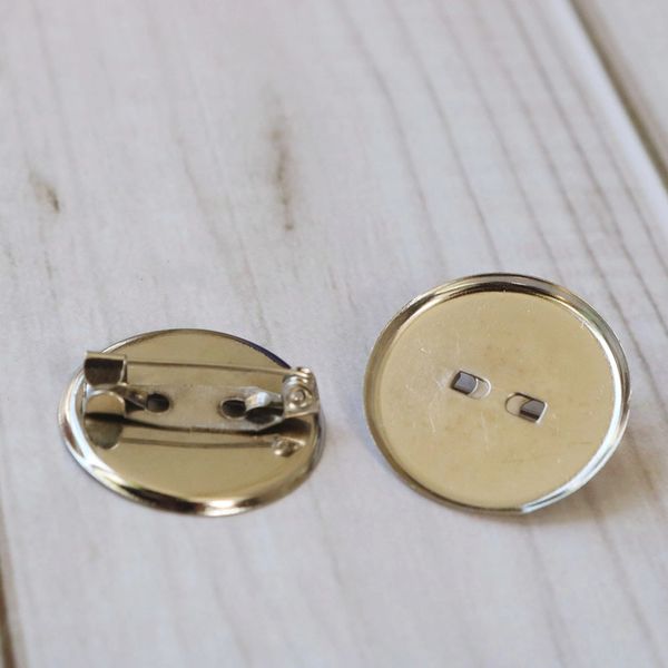 Pin cài áo tròn có sẵn tại hà nội