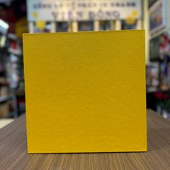 Mua hộp cứng mỹ thuật màu vàng lấy ngay