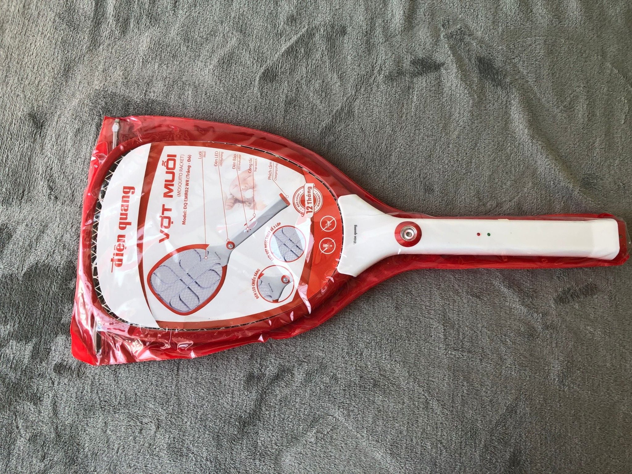Vợt muỗi Điện Quang ĐQ EMR02 WR ( Trắng - đỏ )