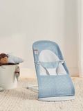  Ghế Rung Baby Bjorn Bouncer Balance Soft Vải Lưới Mesh - Light Gray Frame - Màu Sky Blue / White 