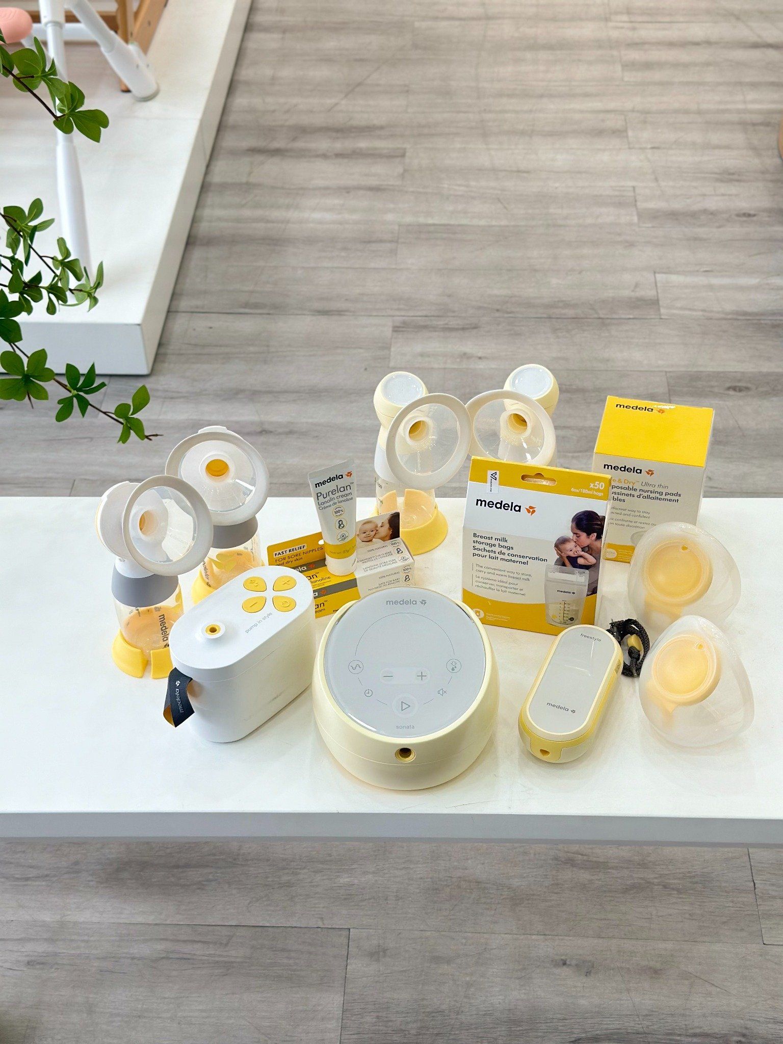  Máy hút sữa New Medela Pump in Style with MaxFlow 