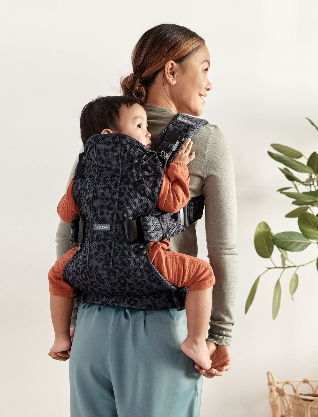  Địu Trẻ Em Baby Bjorn Baby Carrier One Air 3D Mesh - Màu Anthracite 