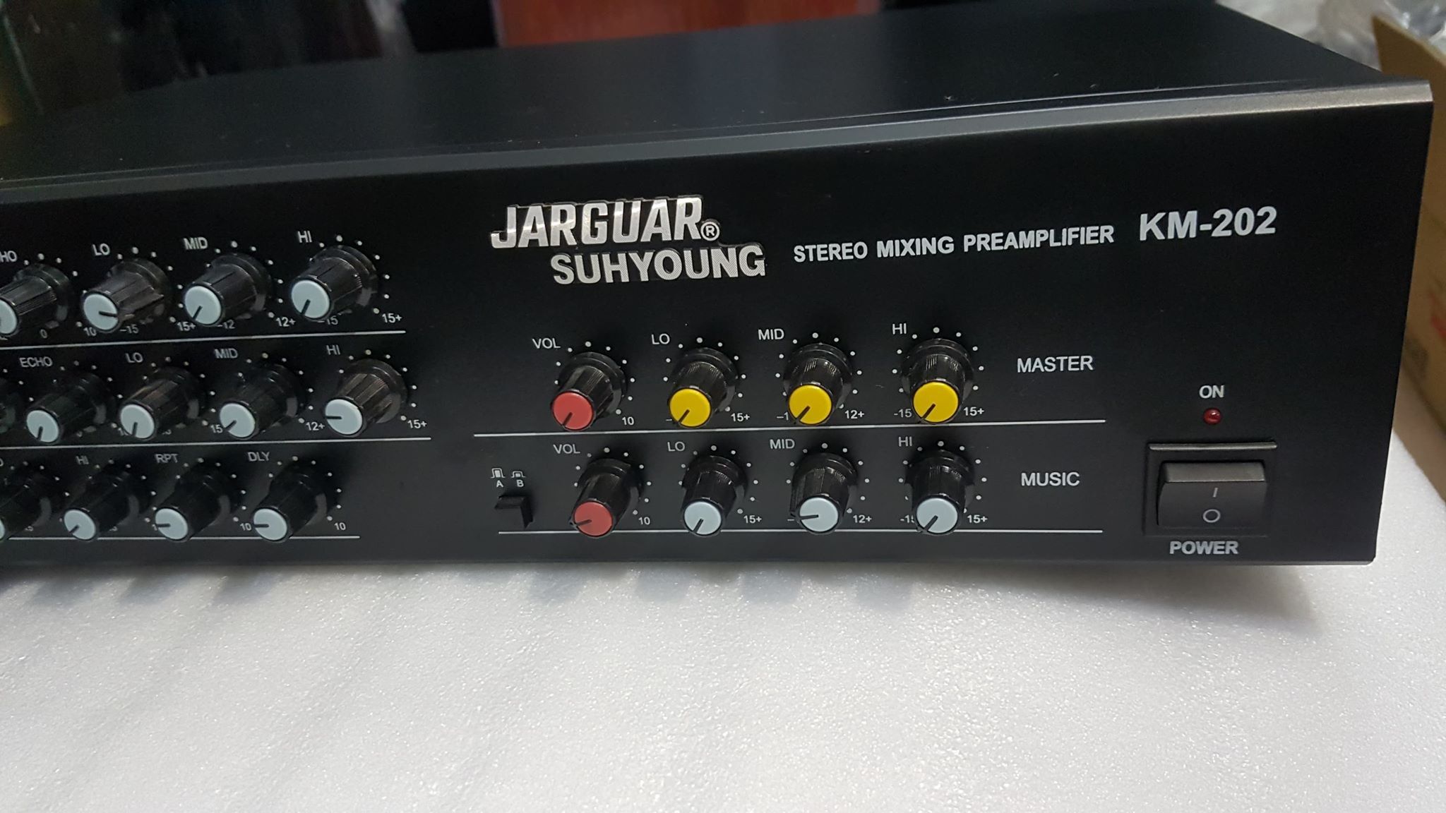 Mixer Jarguar KM 202 Komi Hàng Trưng Bày VIDIA