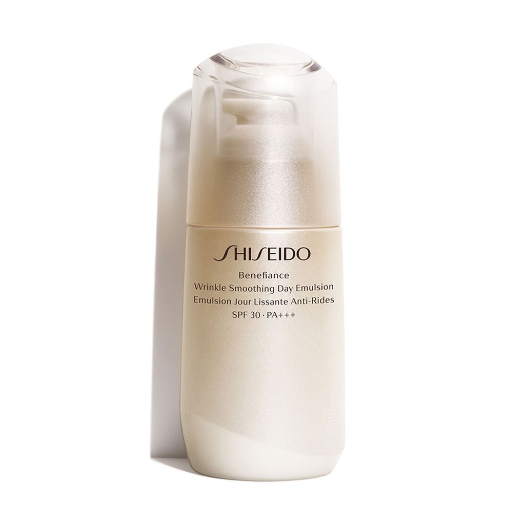 SỮA DƯỠNG DA BAN NGÀY CHỐNG LÃO HÓA VÀ PHỤC HỒI ĐỘ ẨM SHISEIDO SBN W SMOOTH DAY EMULSION