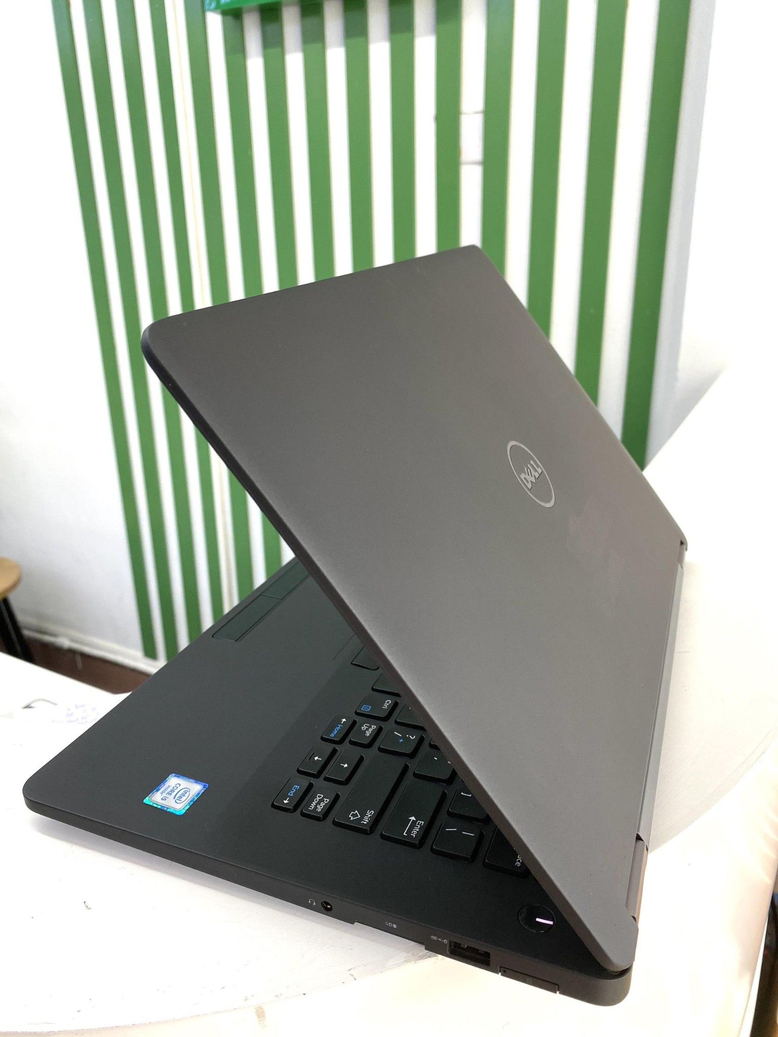  Laptop Cũ Dell Latitude E7470 Core i5-6300U/8GB/SSD256GB, 14