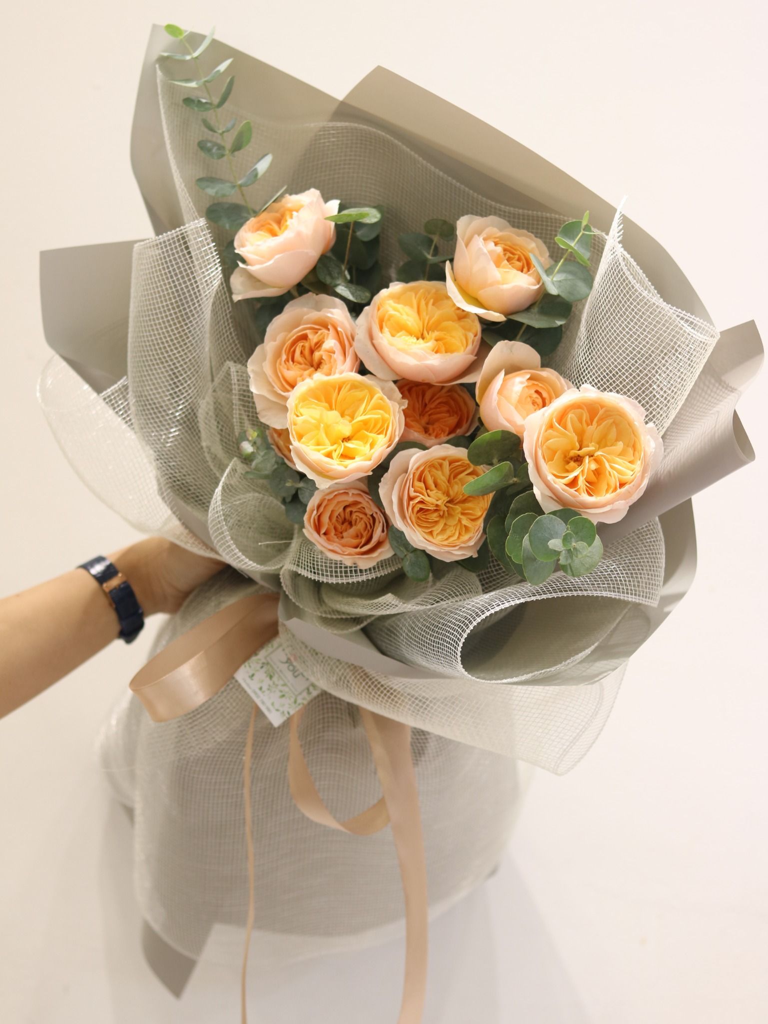 GARDEN ROSES BOUQUET - F10