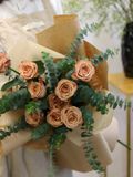 GARDEN ROSES BOUQUET - F10