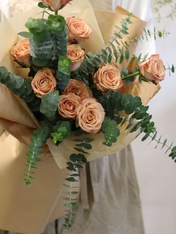  GARDEN ROSES BOUQUET - F10 