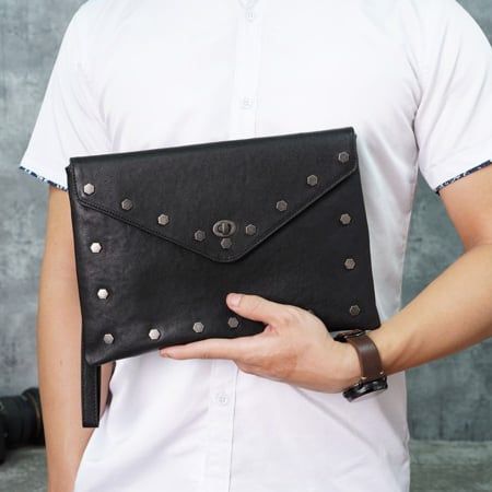 Clutch cầm tay da mềm đính khóa - 1282665