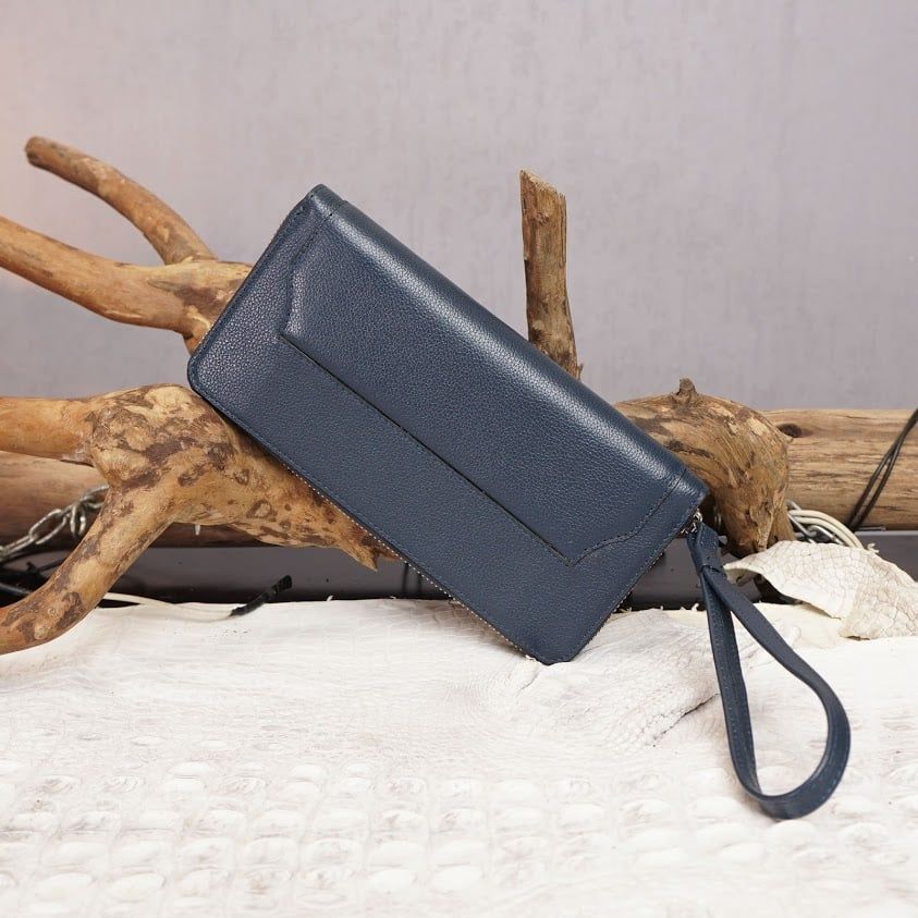 Ví Clutch nữ cầm tay da bò thật đa năng - Navy - SP002441