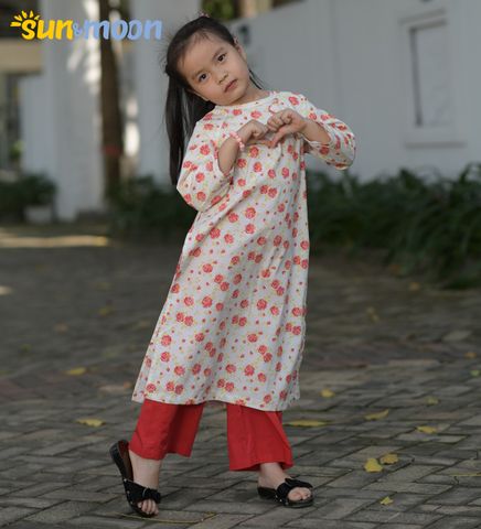  Áo dài xưa bé gái 