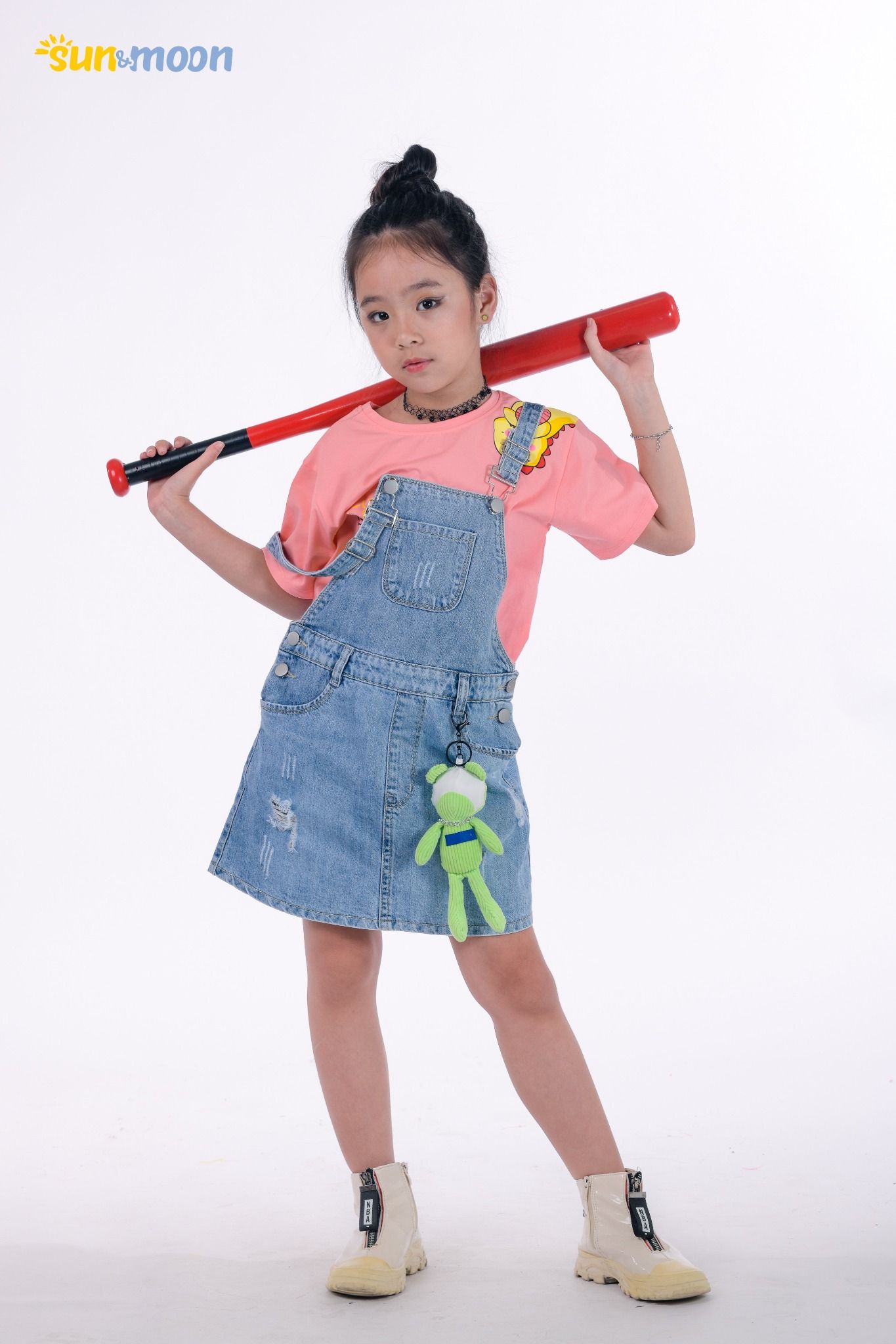 Váy yếm jeans si 145k1 chiếc
