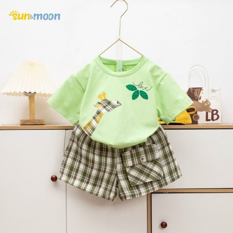  Bộ bé gái áo thun Hươu 3 lá + Quần caro 