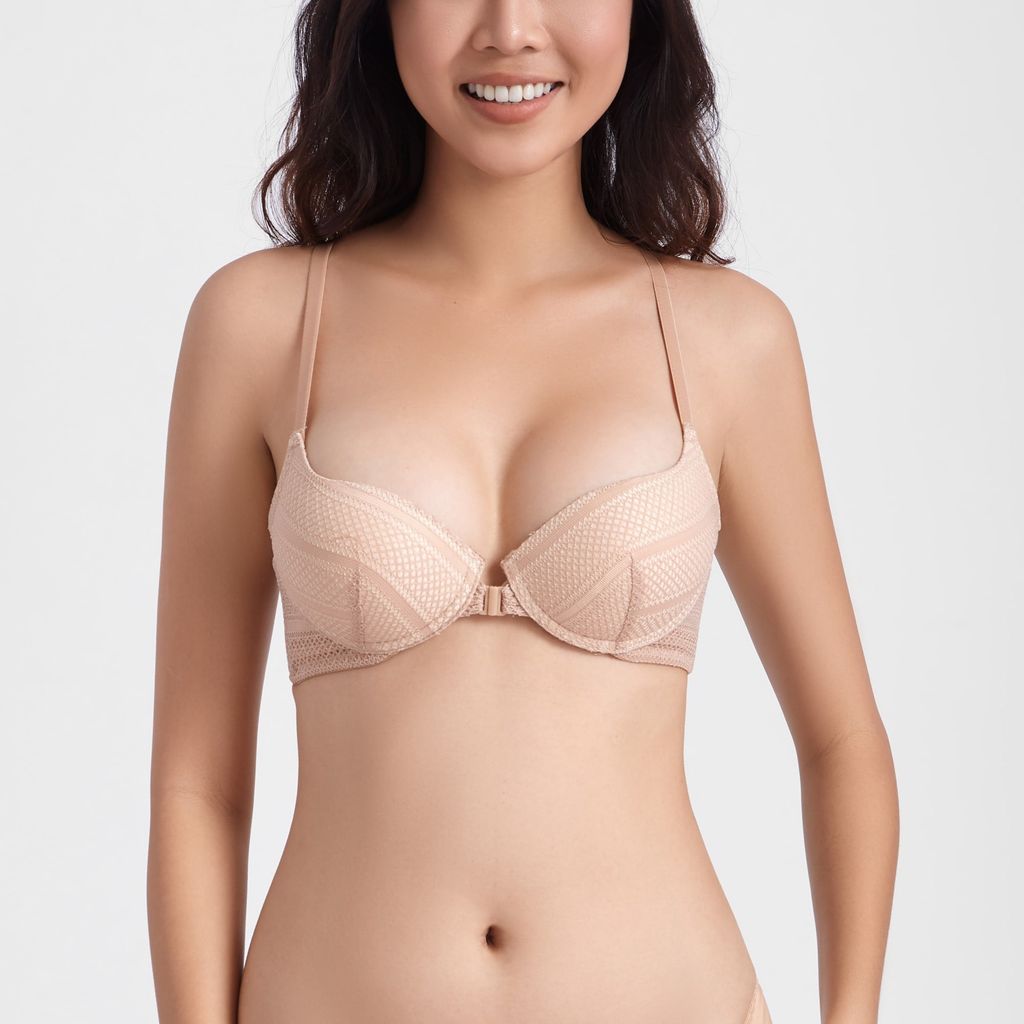 ÁO NGỰC NỮ RAY005 - CÚP T-SHIRT MÚT VỪA, MÓC CÀI TRƯỚC