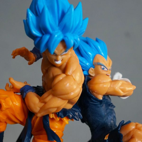 MÔ HÌNH SUPER SAIYAN BLUE