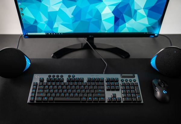 BÀN PHÍM CƠ LOGITECH G815