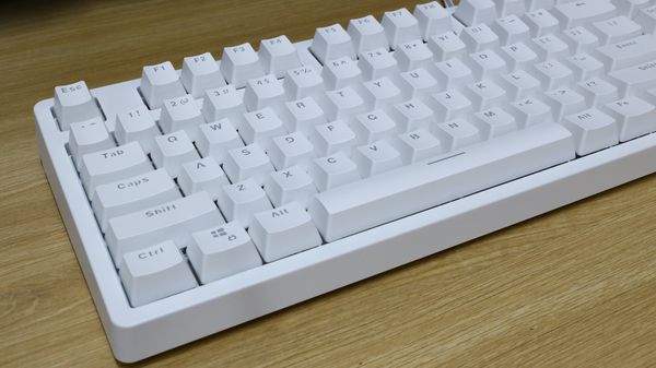 BÀN PHÍM CƠ E-DRA EK387 BLUE SWITCH WHITE