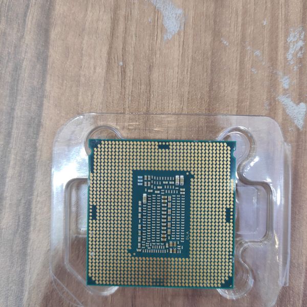 CPU CORE I7 9700 4.9Ghz (intel thế hệ 9) SK1151 NEW BOX CTY