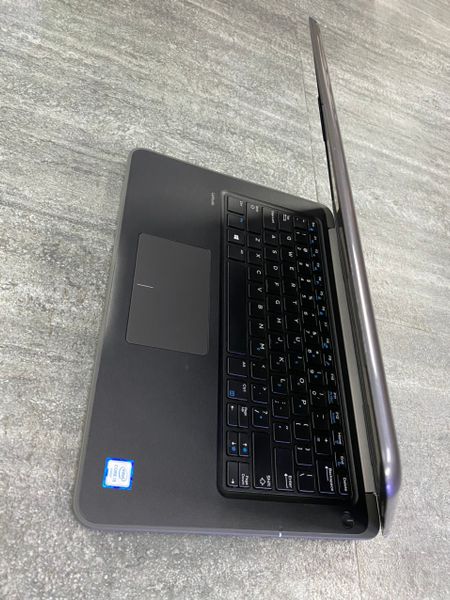 LAPTOP DELL LATITUDE 3380 Core I3 6006U, RAM 4GB ,SSD 128GB LIKE NEW FULL BOX BH 06TH