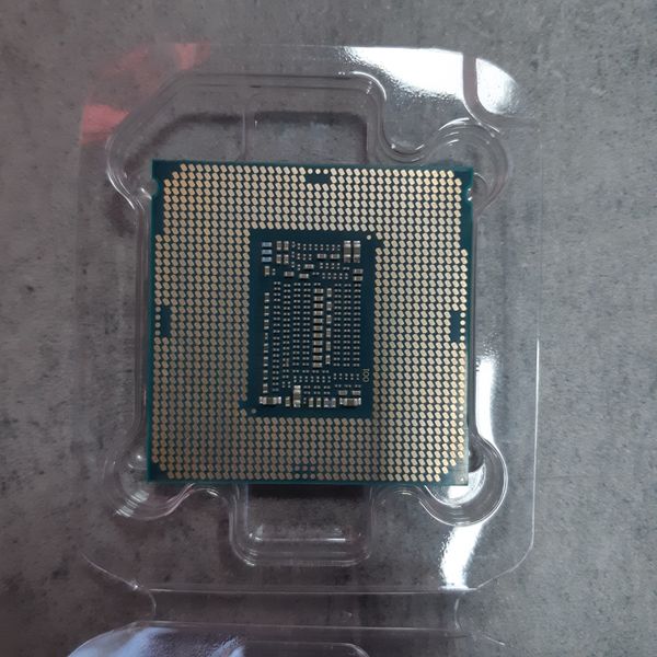 CPU CORE I5 8600K SK1151 V2 COFFEE LAKE NEW TRAY