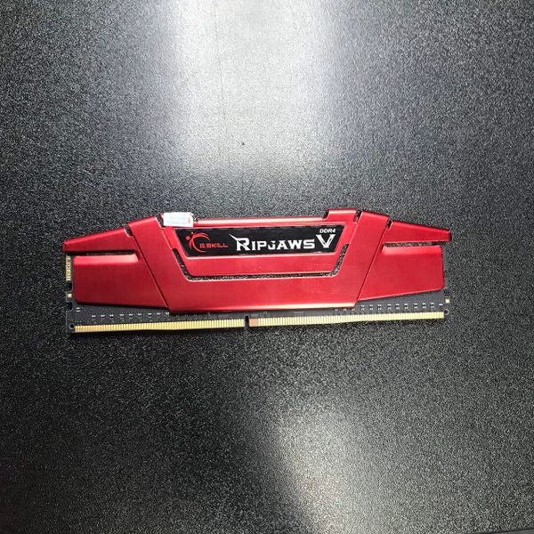 RAM DDR4 8GB GSKILL RIPJAW V BUSS 2666 (F4-2666C19S-8GVR) CÒN BH