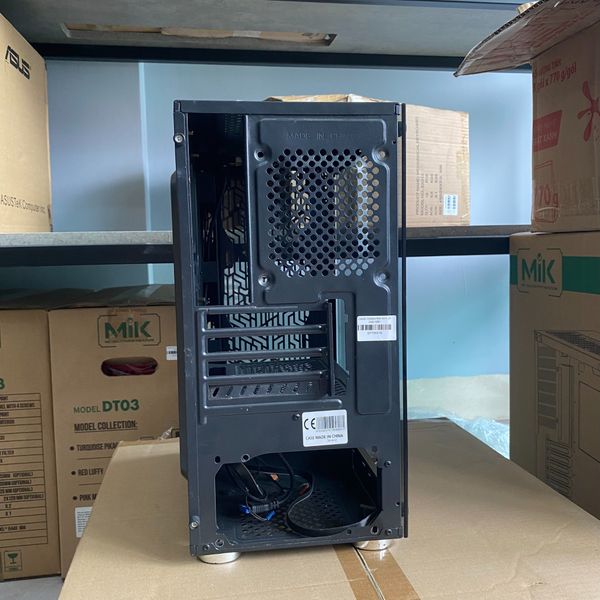 Case MSI MAG VAMPIRIC 100L 2ND HBH