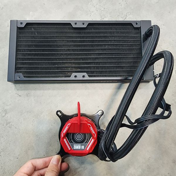 TẢN NHIỆT NƯỚC ASUS TUF GAMING LC 240 RGB ZAKU II AIO CBH