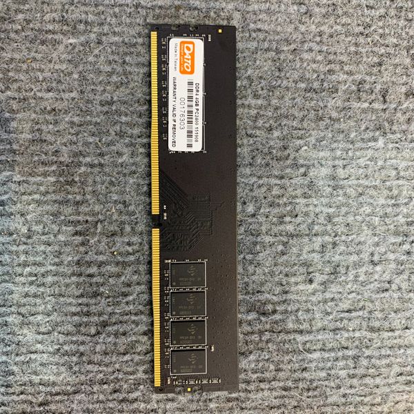 RAM DDR4 4GB DATO BUSS 2400 BH 1 THÁNG