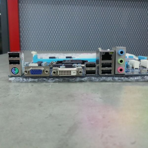 MAIN GIGA H61M-DS2V BH 1 THÁNG (KHÔNG FE)