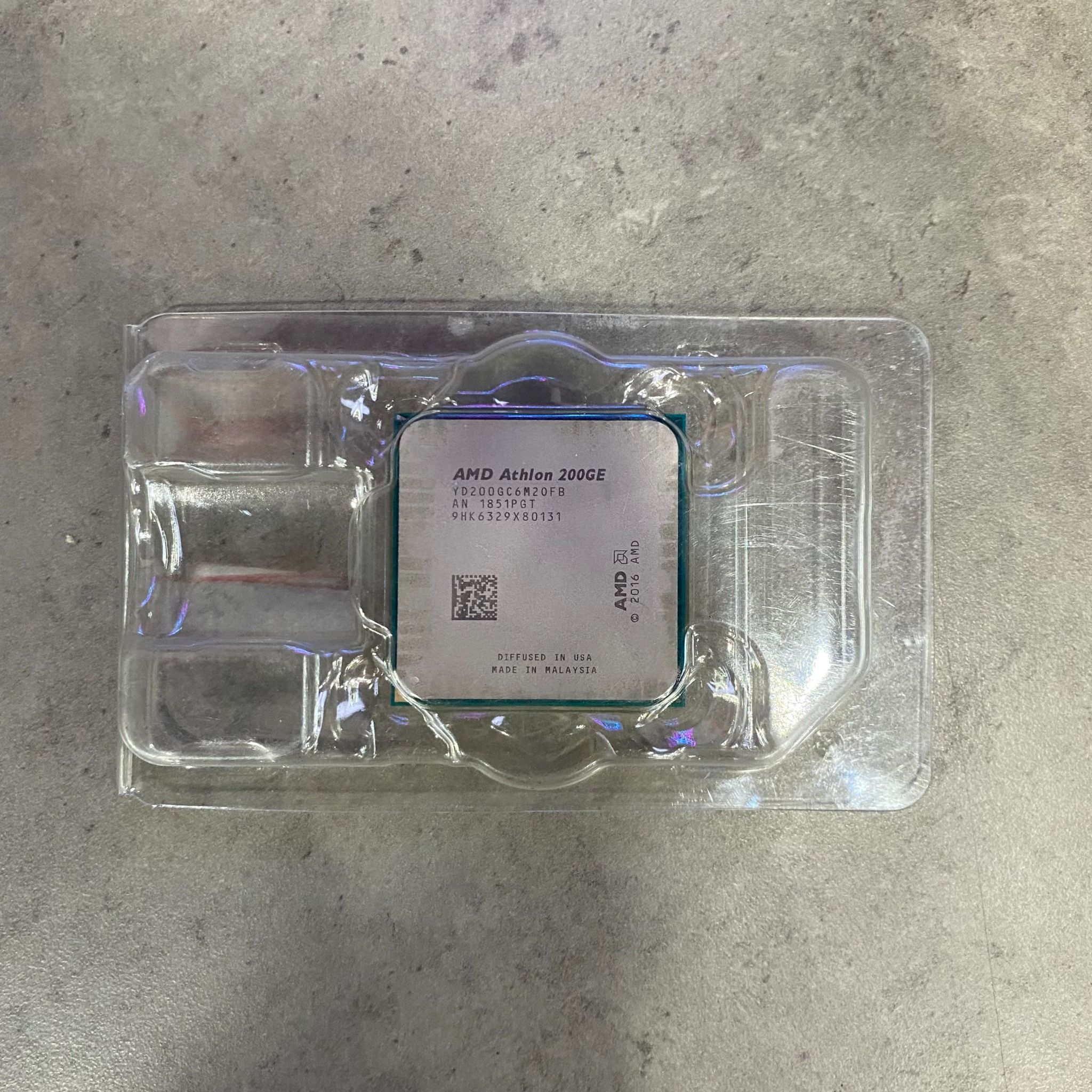 CPU AMD ATHLON 200GE (SOCKET AM4 , 2C 4TH , 32Ghz) CÒN BH