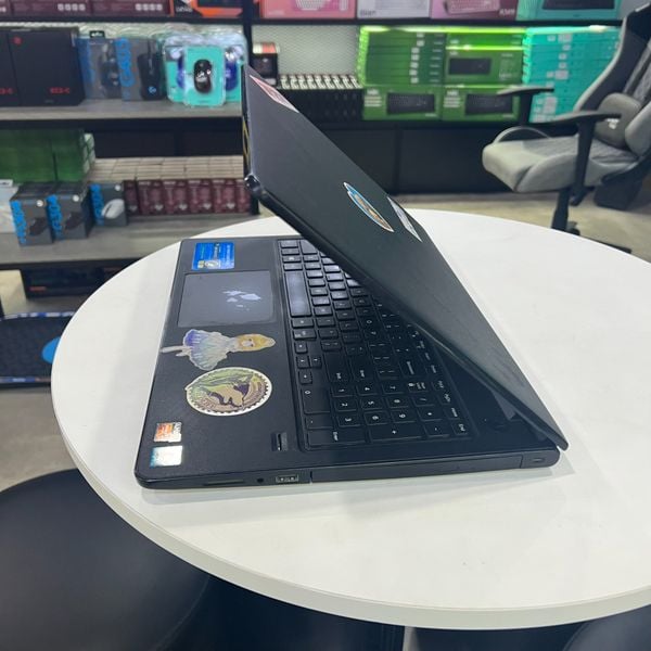 LAPTOP DELL VOSTRO 15 3568 CORE i5-7200U | 12GB RAM | 120GB SSD | 1TB HDD | LCD 15,6