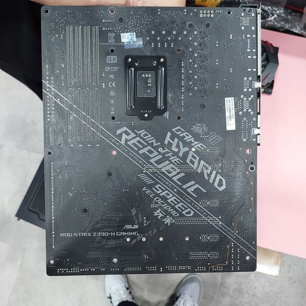 MAIN ASUS Z390-H ROG STRIX GAMING BH 1 THÁNG (HƯ 2 KHE RAM)