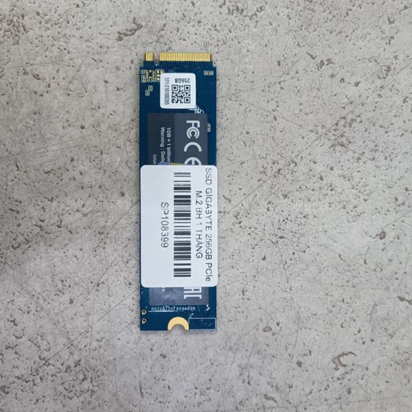 SSD GIGABYTE 256GB PCIe M.2 BH 1 THÁNG
