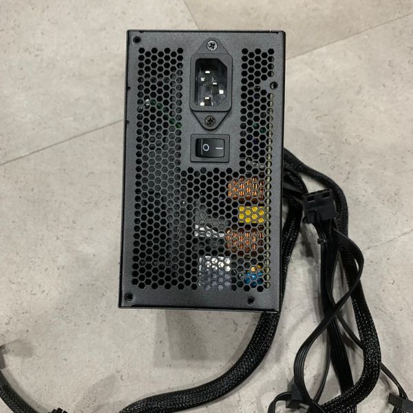 PSU ADATA XPG PYLON 550W BRONZE BH 1 THÁNG