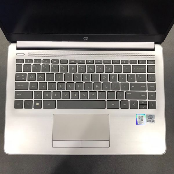 LAPTOP HP 240 G8 617K5PA CORE i3-1005G1 | 8GB RAM | 256GB SSD | 14