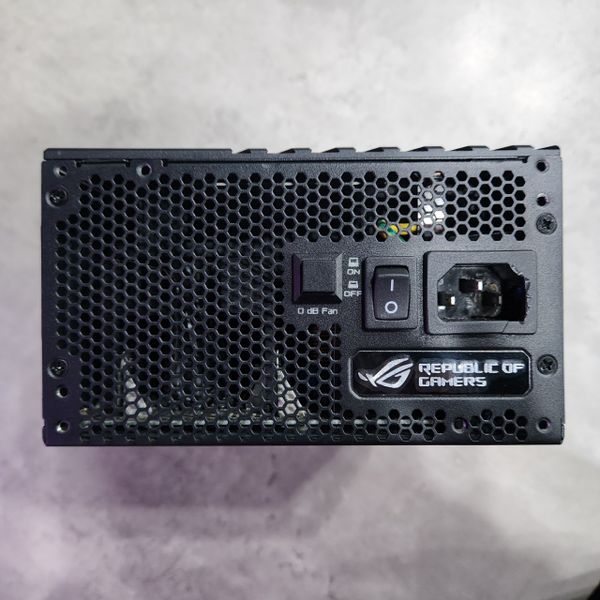 NGUỒN ASUS 1200W Rog Thor II 1200P 80 PLUS Platinum BH HÃNG 11/2032