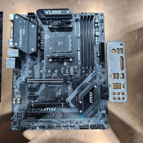 MAIN MSI B450 TOMAHAWK MAX BH 1 THÁNG