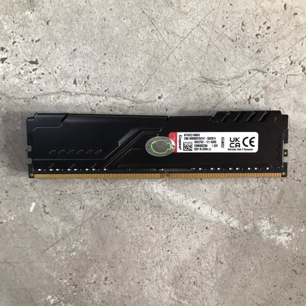RAM DDR4 8GB Kingston Fury 3200 BH 1 THÁNG