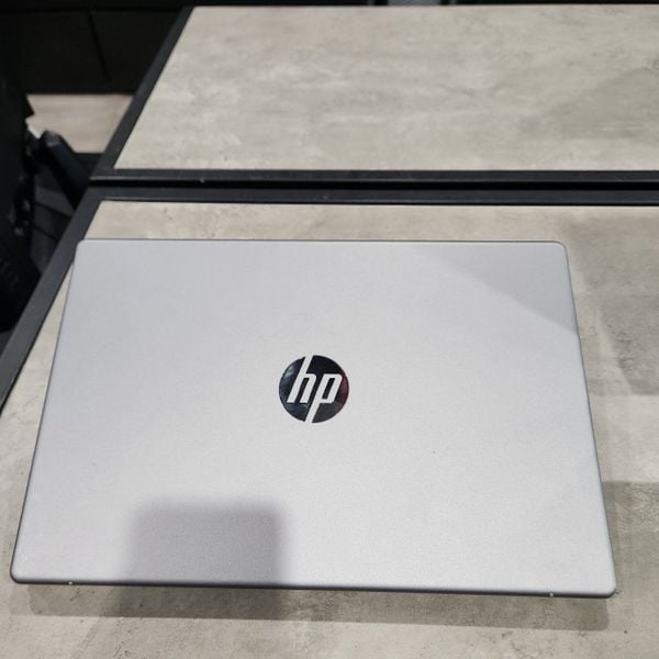 LAPTOP HP 245 G10 RYZEN 5-7520U | 8GB RAM | 512GB SSD | 14