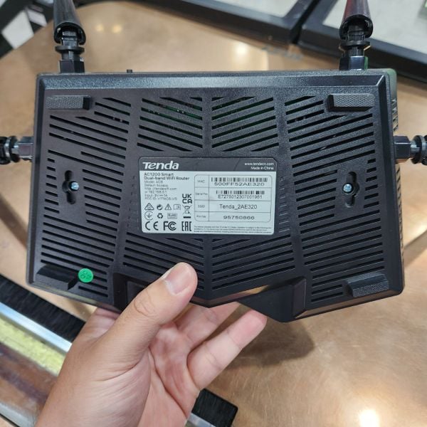 BỘ PHÁT WIFI TENDA AC6 - CHUẨN AC 1200Mbps | BĂNG TẦN KÉP | 4 ANTEN - 2ND BHH 02/2026